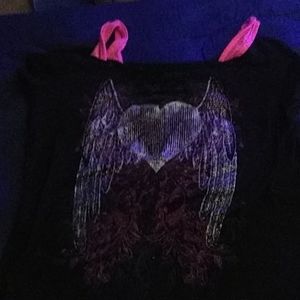 Wound Up heart wings t-shirt